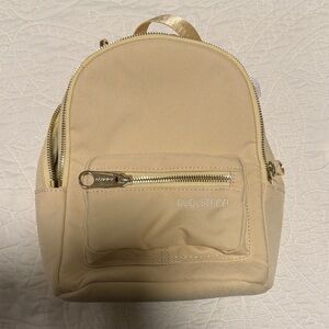 Augustnoa Backpack with Gold Details